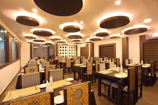 Holiday Hill Hotel & Suites Салтэн-Батери Экстерьер фото