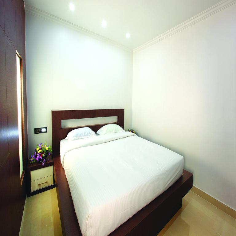 Holiday Hill Hotel & Suites Салтэн-Батери Экстерьер фото