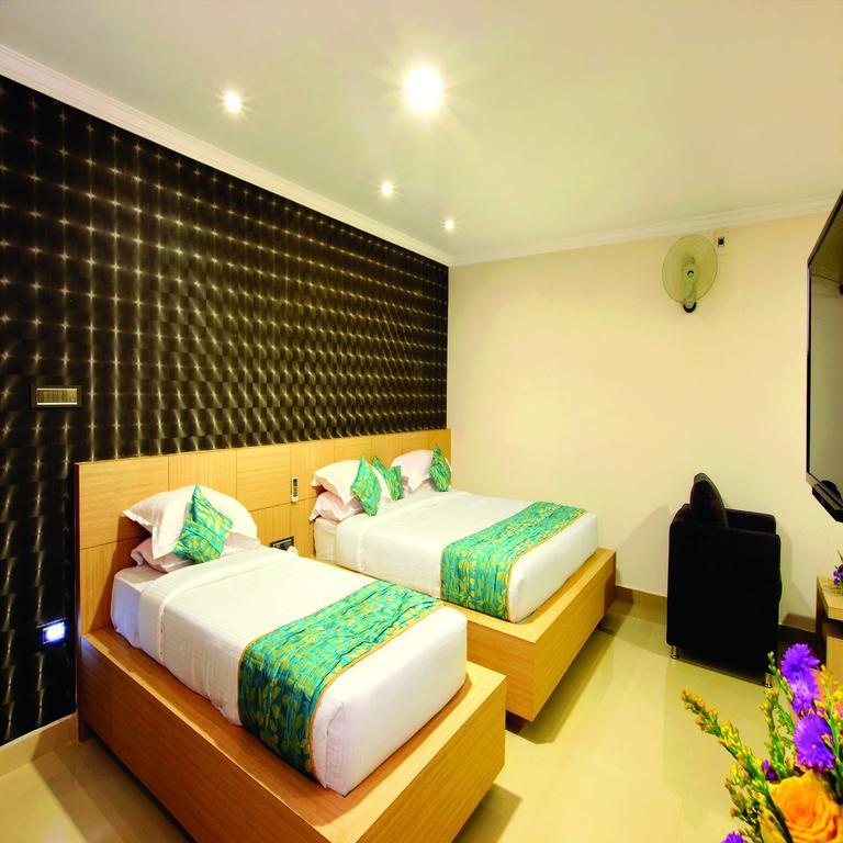 Holiday Hill Hotel & Suites Салтэн-Батери Экстерьер фото